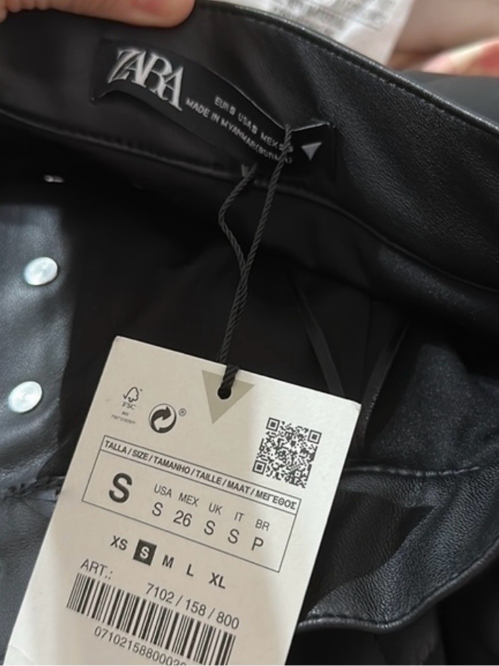 Zara Quilted Faux Leather Black Mini Skirt with Front Buttons - Picture 9 of 9